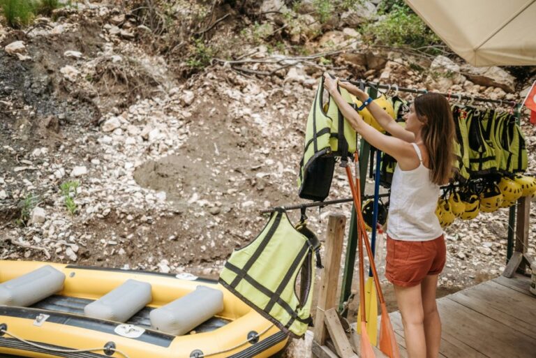 Best PFDs for Safe & Comfortable Fishing